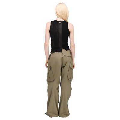 THE VERSIZED CARGO PANTS